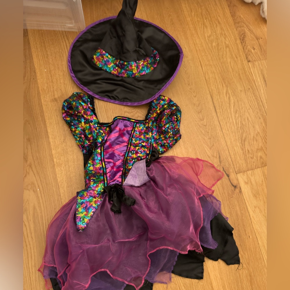 Spirit witch costume size medium